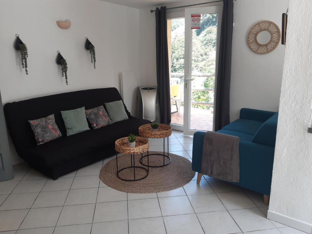 Appartement 3 Pieces Dans Maison Individuelle Entre Mer Et Montagnes Bouyon Exteriör bild